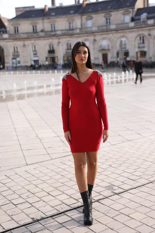 Robe Pull Rouge Etoile Strass